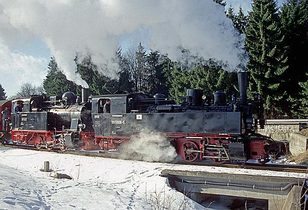 Foto:: DR 99 5906-5 + DR 99 6101 / Drei Annen Hohne / 08.02.1997 (Foto,Fotos,Bilder,Bild,)
