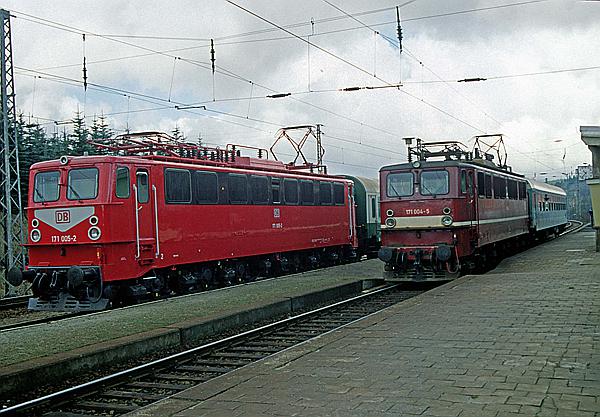 Foto:: DB 171 005-2 + DB 171 004-5 / Elbingerode / 15.04.1997 (Foto,Fotos,Bilder,Bild,)