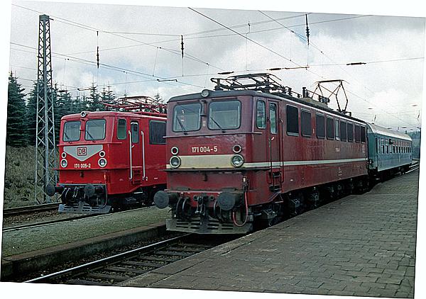 Foto:: DB 171 005-2 + DB 171 004-5 / Elbingerode / 15.04.1997 (Foto,Fotos,Bilder,Bild,)