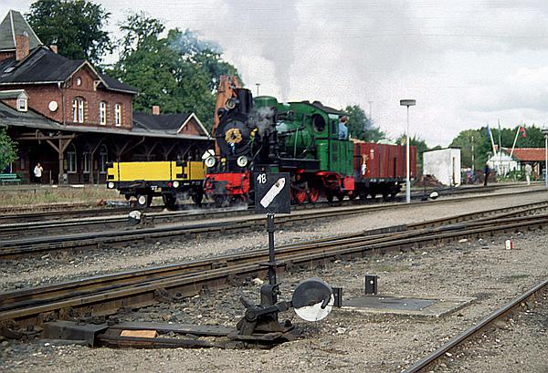 Foto:: Weichenlaterne / Putbus / 20.09.1997 (Foto,Fotos,Bilder,Bild,)