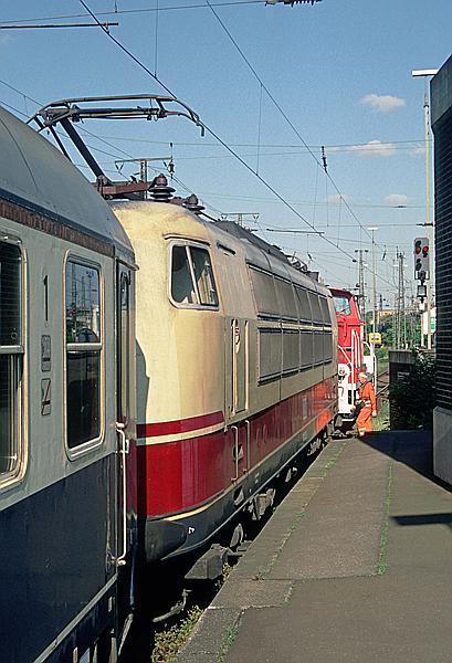 Foto:: DB 103 + DB 360 / Dortmund / 17.05.1998 (Foto,Fotos,Bilder,Bild,)