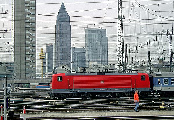 Foto:: DB 112 110-2 / Frankfurt / 08.04.2000 (Foto,Fotos,Bilder,Bild,)