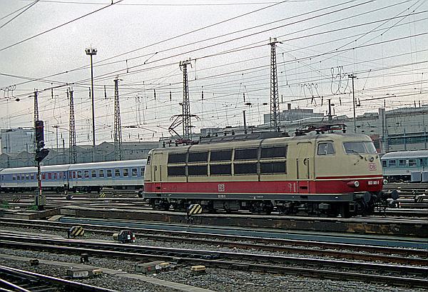 Foto:: DB 103 185-5 / Frankfurt / 08.04.2000 (Foto,Fotos,Bilder,Bild,)
