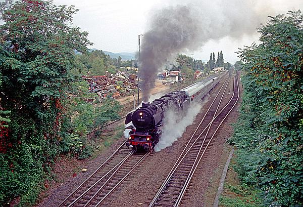 Foto:: 01 1066 / Edenkoben / 30.09.2000 (Foto,Fotos,Bilder,Bild,)