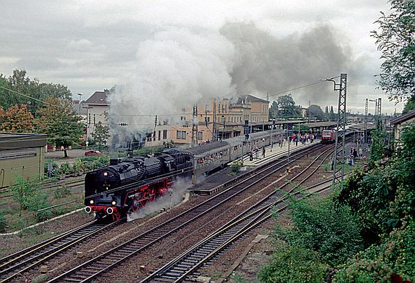 Foto:: 01 118 / Neustadt (Weinstr) / 01.10.2000 (Foto,Fotos,Bilder,Bild,)