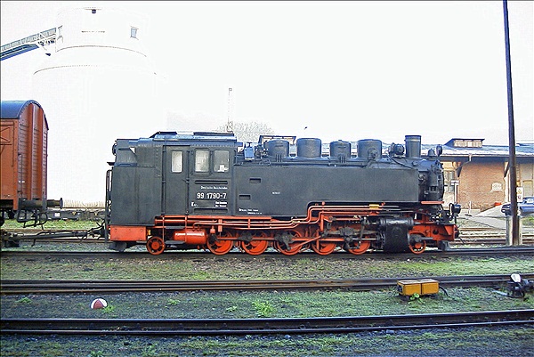 Foto:: DR 99 1790-7 / Freital-Hainsberg / 20.10.2001 (Foto,Fotos,Bilder,Bild,)