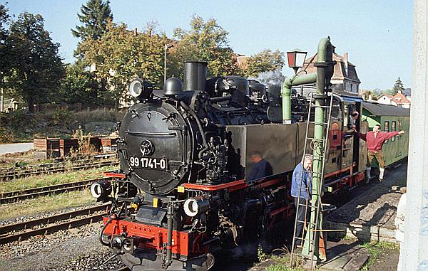 Foto:: DR 99 1741-0 / Dippoldiswalde / 20.10.2001 (Foto,Fotos,Bilder,Bild,)