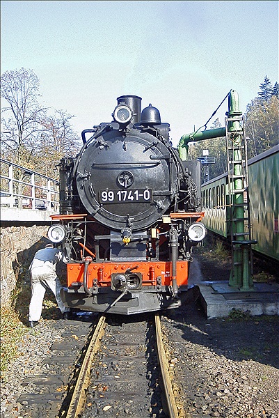 Foto:: DR 99 1741-0 / Kipsdorf / 20.10.2001 (Foto,Fotos,Bilder,Bild,)