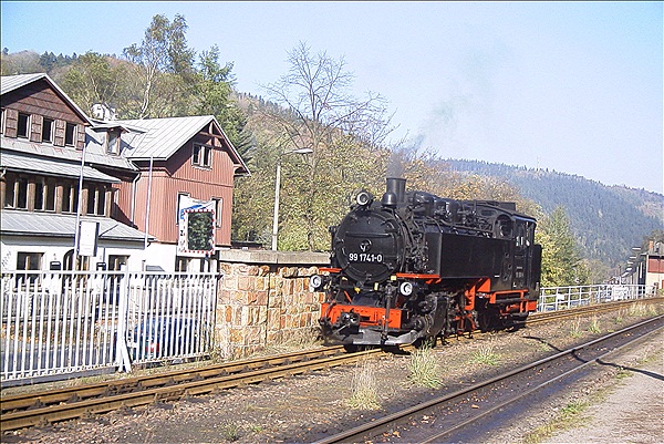 Foto:: DR 99 1741-0 / Kipsdorf / 20.10.2001 (Foto,Fotos,Bilder,Bild,)