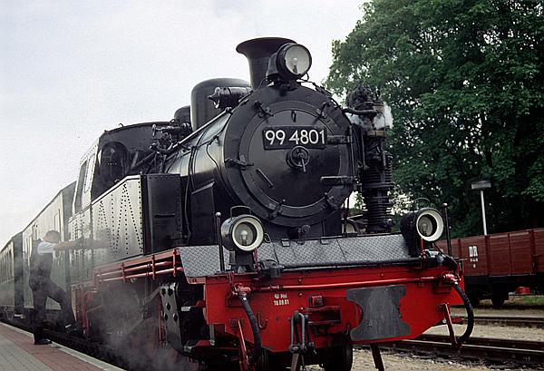Foto:: DR 99 4801-9 / Putbus / 06.07.2002 (Foto,Fotos,Bilder,Bild,)