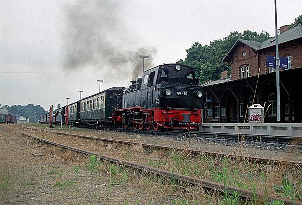 Foto:: DR 99 4801-9 / Putbus / 06.07.2002 (Foto,Fotos,Bilder,Bild,)