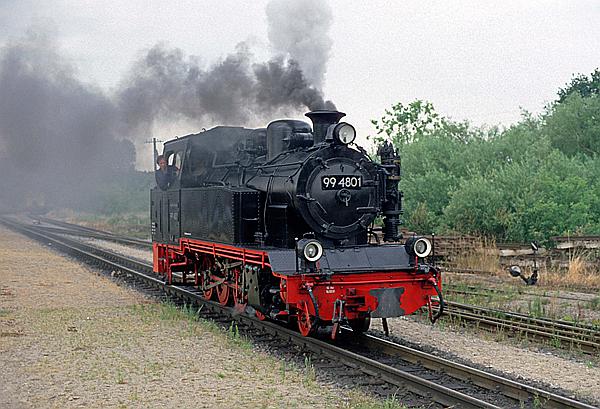 Foto:: DR 99 4801-9 / Putbus / 06.07.2002 (Foto,Fotos,Bilder,Bild,)