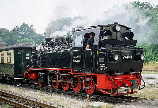 Foto:: DR 99 4801-9 / Putbus / 06.07.2002 (Foto,Fotos,Bilder,Bild,)