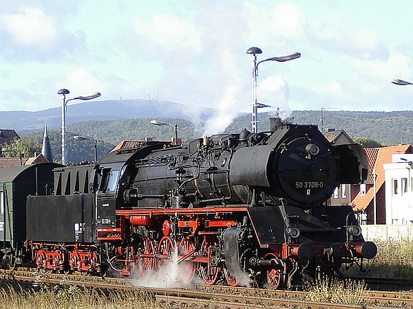 Foto:: DR 50 3708-0 / Wernigerode / 12.10.2003 (Foto,Fotos,Bilder,Bild,)