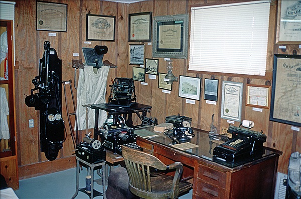 Foto:: Cracker Trail Museum / Zolfo Springs, Fl / 15.07.2005 (Foto,Fotos,Bilder,Bild,)