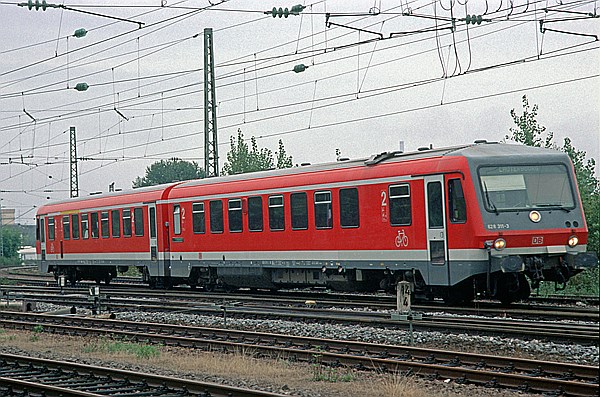 Foto:: DB 628 311-3 / Woerth / 02.10.2005 (Foto,Fotos,Bilder,Bild,)