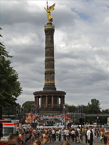 Foto:: Reisen / Berlin / 14.06 - 16.07.2006 (Foto,Fotos,Bilder,Bild,)