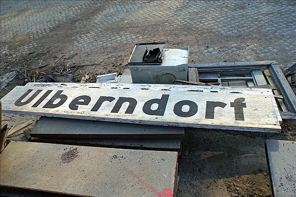 Foto:: Erster Besuch nach Wiedereroeffnung / Weisseritztalbahn / April 2009 (Foto,Fotos,Bilder,Bild,)