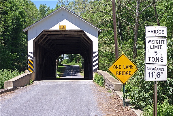 Foto:: Covered Bridge / West Hempfield, PA / 05.05.2010 (Foto,Fotos,Bilder,Bild,)