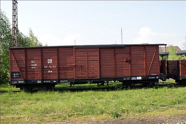 Foto:: Schmalspurgueterwagen / Zittau / 30.04.2011 (Foto,Fotos,Bilder,Bild,)