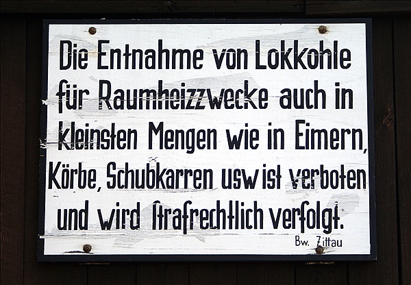 Foto:: Schild / Bertsdorf / 30.04.2011 (Foto,Fotos,Bilder,Bild,)