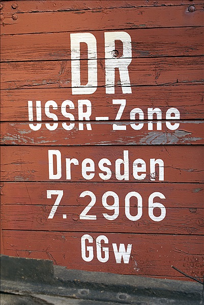 Foto:: Gueterwagenbeschriftung / Bertdorf / 30.04.2011 (Foto,Fotos,Bilder,Bild,)