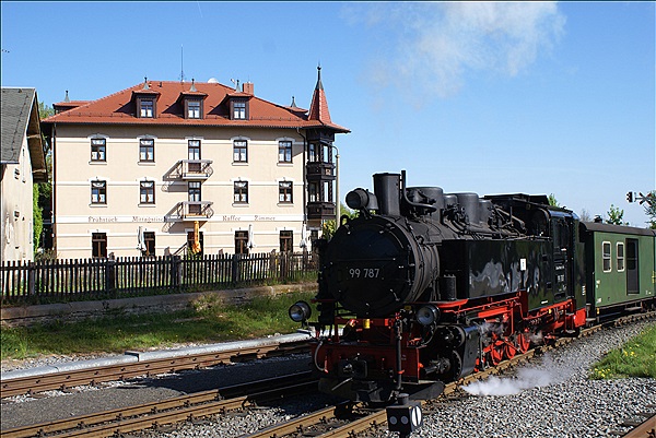 Foto:: DR 99 787 / Bertsdorf / 01.05.2013 (Foto,Fotos,Bilder,Bild,)