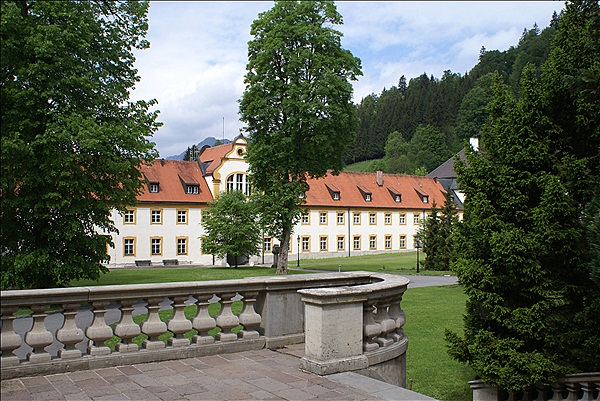 Foto:: Kloster Ettal / Ettal / 13.05.2011 (Foto,Fotos,Bilder,Bild,)