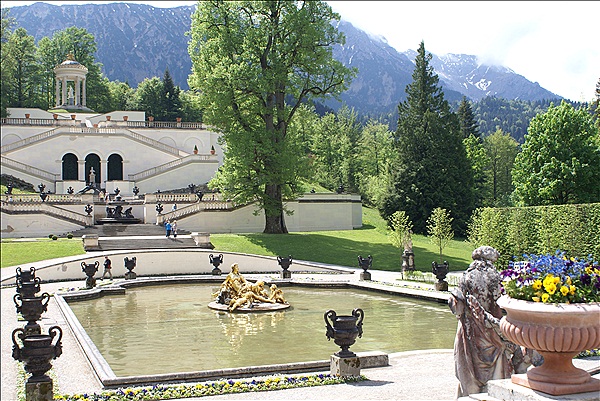 Foto:: Schlosspark Linderhof / Linderhof 13.05.2011 (Foto,Fotos,Bilder,Bild,)