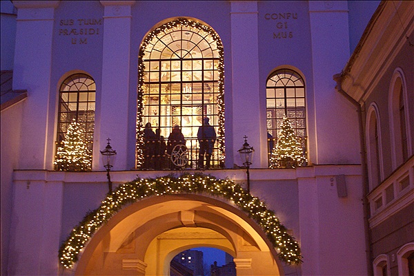 Foto:: Kapelle im Tor der Morgenroete / Vilnius / 08.01.2012 (Foto,Fotos,Bilder,Bild,)