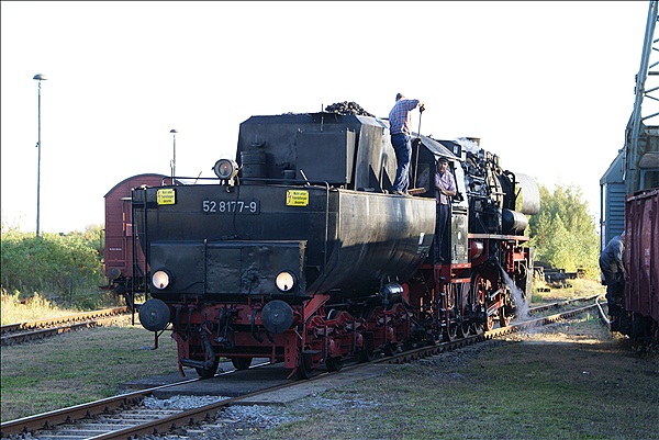 Foto:: DR 52 8177-9  / Stassfurt / 28.09.2012 (Foto,Fotos,Bilder,Bild,)