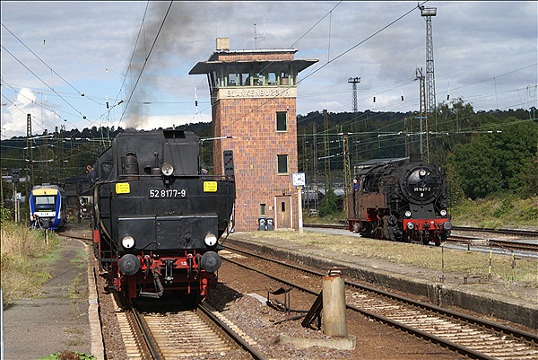 Foto:: DR 52 8177-9 und DR 95 1027-2 / Blankenburg / 29.09.2012 (Foto,Fotos,Bilder,Bild,)