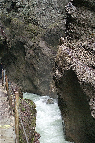 Foto:: Partnachklamm / Garmisch-Partenkirchen / 04.05.2013 (Foto,Fotos,Bilder,Bild,)