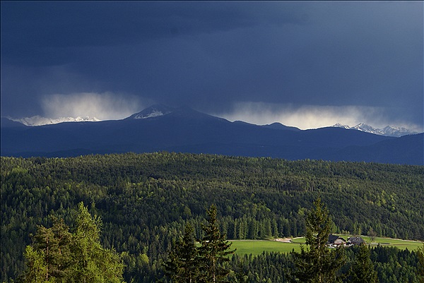 Foto:: Berggasthof Ploerr / Oberinn / 12.05.2013 (Foto,Fotos,Bilder,Bild,)
