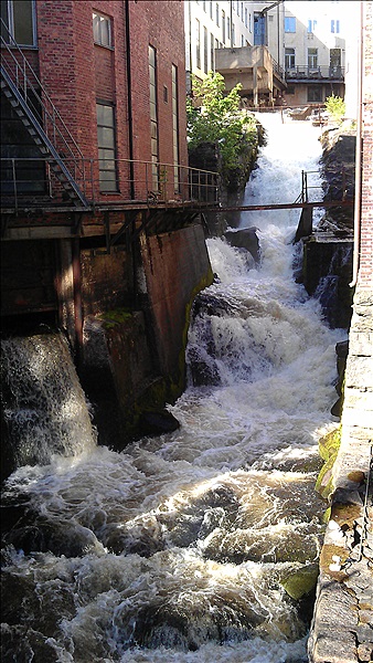 Foto:: Kvarnbyn / Moelndal / 23.05.2013 (Foto,Fotos,Bilder,Bild,)