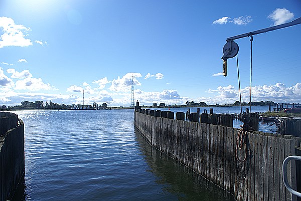 Foto:: Wittower Faehre / Ruegen / 26.09.2013 (Foto,Fotos,Bilder,Bild,)