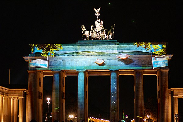 Foto:: Lichterfest / Berlin / 11.10.2013 (Foto,Fotos,Bilder,Bild,)
