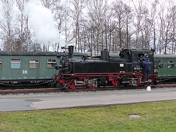 Foto:: DR 99 1574-5 / Oschatz - Mügeln - Glossen / 28.12.2013 (Foto,Fotos,Bilder,Bild,)
