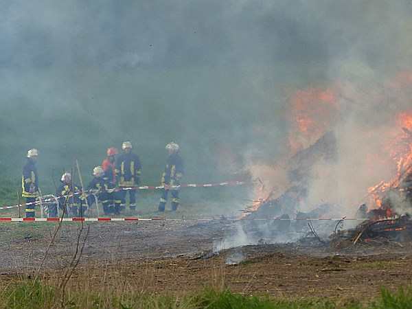 Foto:: Osterfeuer / Westhofen / 19.04.2014 (Foto,Fotos,Bilder,Bild,)