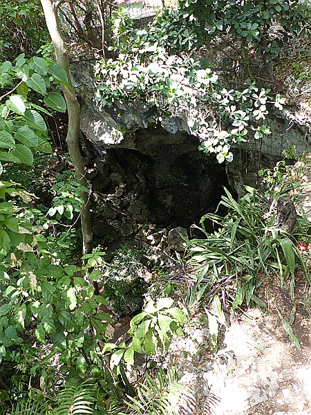 Foto:: Hoehlen / Santo Domingo / 10.06.2014 (Foto,Fotos,Bilder,Bild,)