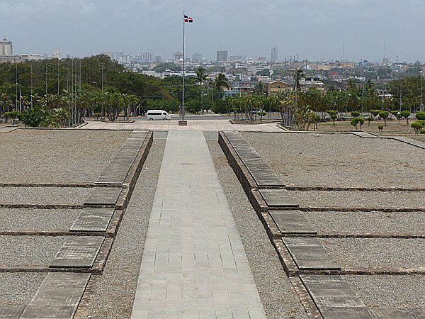 Foto:: Kolumbusdenkmal / Santo Dimingo / 10.06.2014 (Foto,Fotos,Bilder,Bild,)