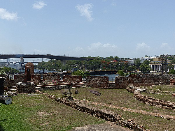 Foto:: Alcazar de Colon / Santo Domingo / 10.06.2014 (Foto,Fotos,Bilder,Bild,)