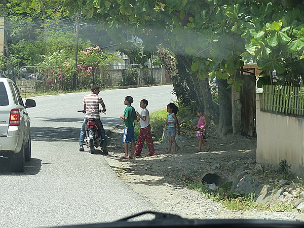 Foto:: Strasse / Jacaboa / 11.06.2014 (Foto,Fotos,Bilder,Bild,)