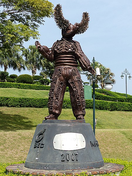 Foto:: El Monumento / Santiago de los Caballeros / 12.06.2014 (Foto,Fotos,Bilder,Bild,)