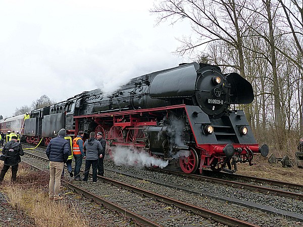 Foto:: DR 01 0509-8 / Scherfede / 21.03.2015 (Foto,Fotos,Bilder,Bild,)