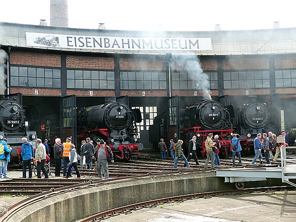 Foto:: 35 1097-1 + 01 1066 + 001 180-9 + 01 2066-7  / Dresden / 17.04.2015 (Foto,Fotos,Bilder,Bild,)