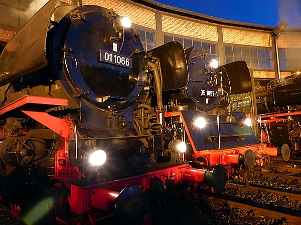 Foto:: 01 1066 + 35 109-1 / Dresden / 17.04.2015 (Foto,Fotos,Bilder,Bild,)
