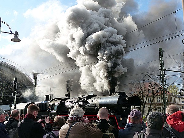 Foto:: DR 35 1097-1 / Dresden / 18.04.2015 (Foto,Fotos,Bilder,Bild,)