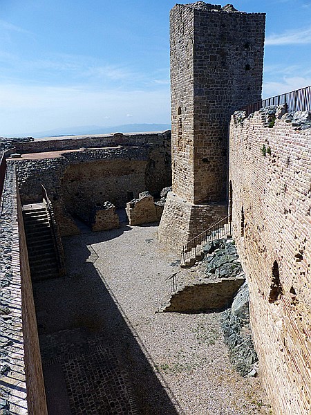 Foto:: Rocca Sillana / Pomarance / 09.05.2015 (Foto,Fotos,Bilder,Bild,)