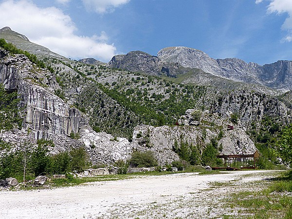 Foto:: Verlassener Ort / Isola Santa / 12.05.2015 (Foto,Fotos,Bilder,Bild,)